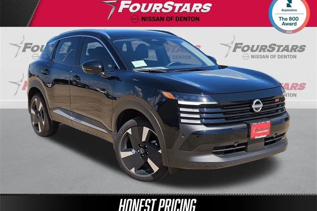 2025 Nissan Kicks SR photo 1