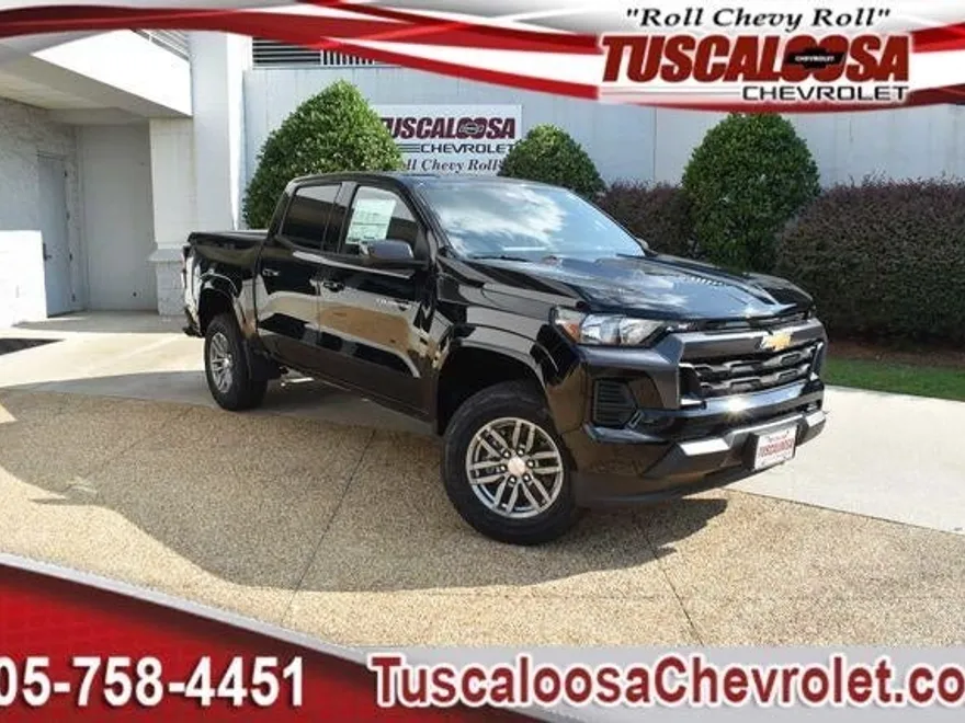2026 Chevrolet Colorado LT photo 1