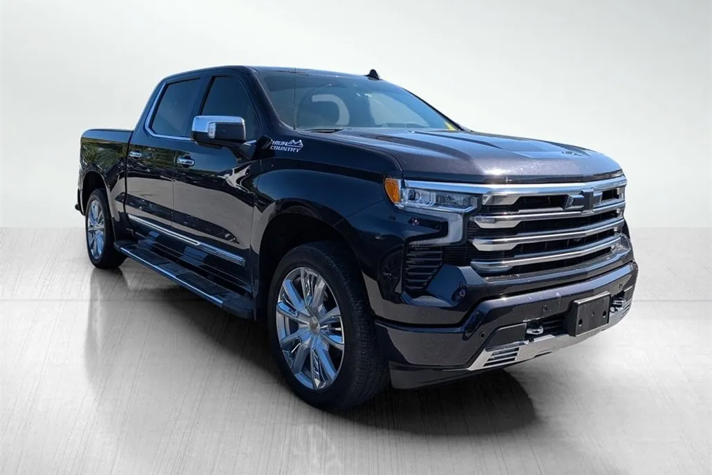 2023 Chevrolet Silverado 1500 High Country photo 1