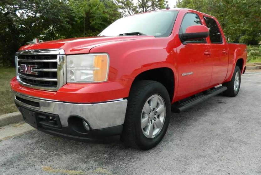 2013 Gmc Sierra 1500 SLT photo 1