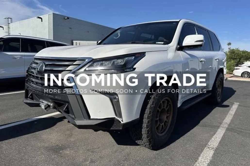 2017 Lexus LX Base photo 1