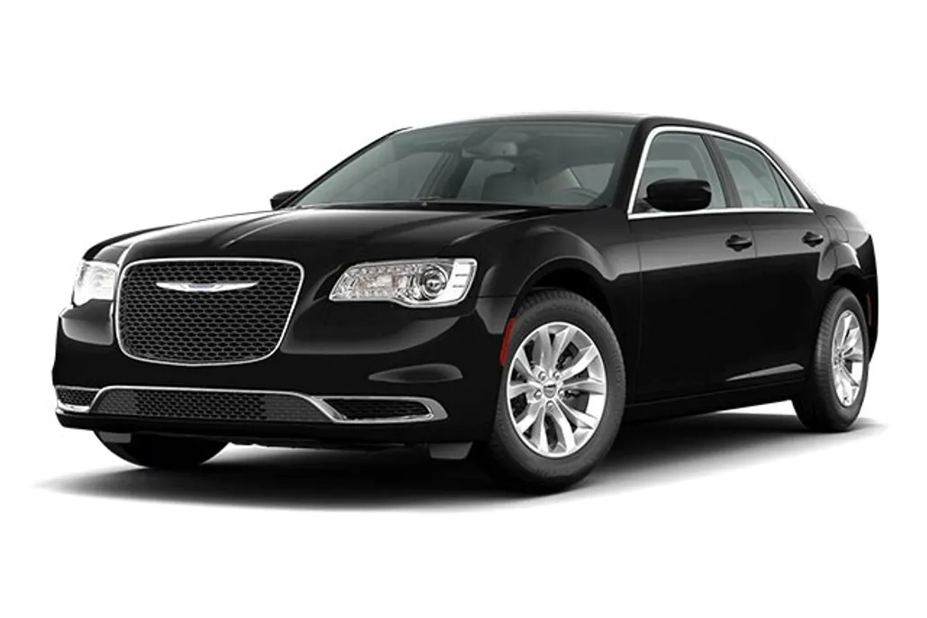 2022 Chrysler 300 Touring photo 1