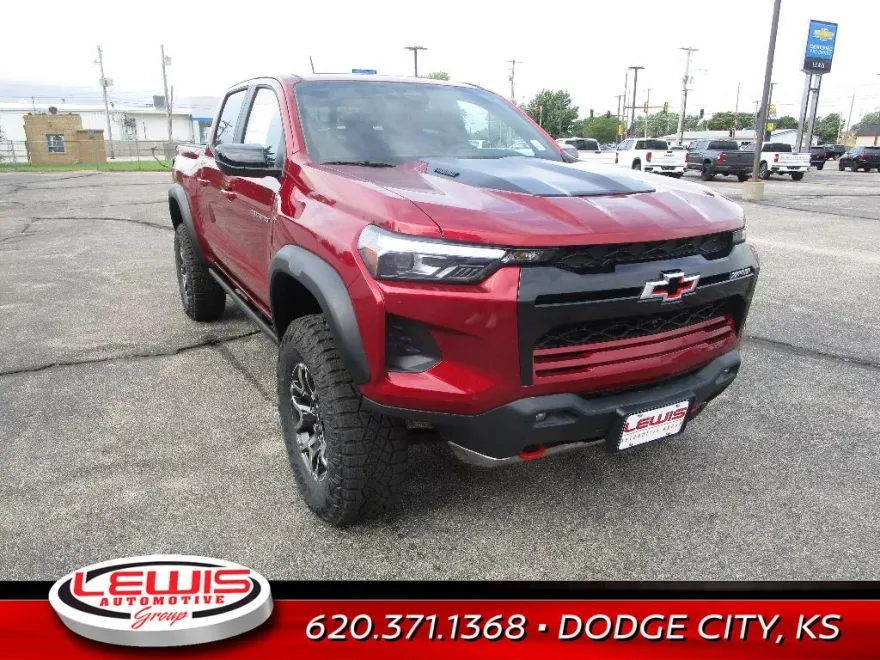 2025 Chevrolet Colorado ZR2 photo 1