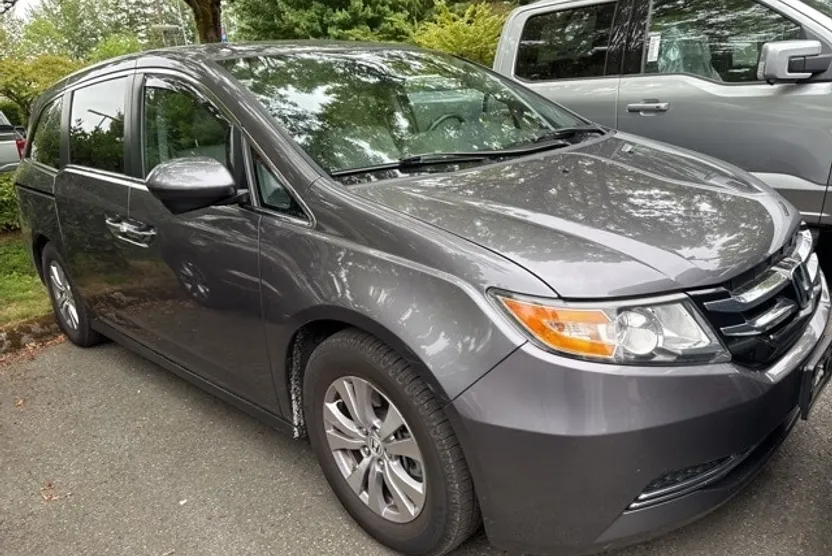 2015 Honda Odyssey EX-L photo 1