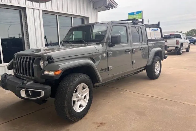 2021 Jeep Gladiator Sport S photo 1