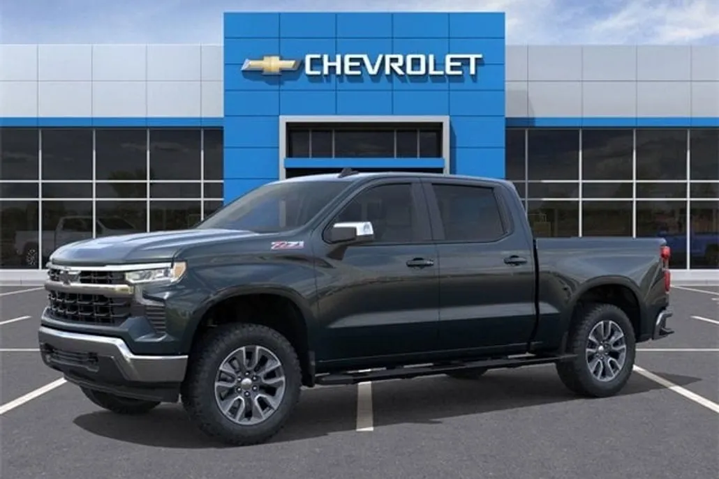 2026 Chevrolet Silverado 1500 LT photo 1