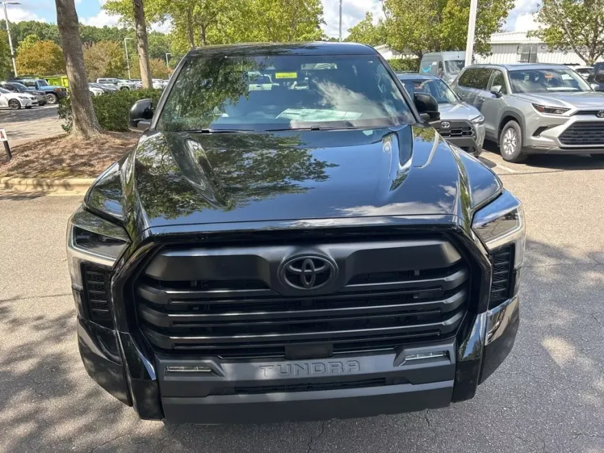 2026 Toyota Tundra SR5 CrewMax photo 1