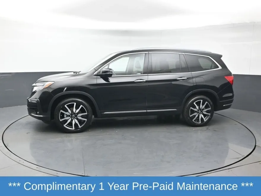 2022 Honda Pilot Touring photo 1