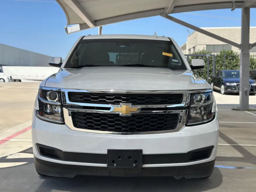2019 Chevrolet Tahoe LT photo 1