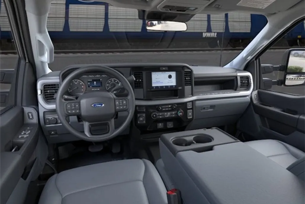 2025 Ford F-250 XL photo 1