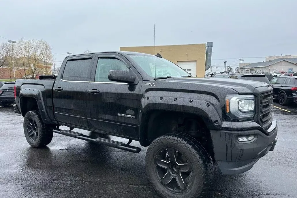 2016 Gmc Sierra 1500 SLE photo 1