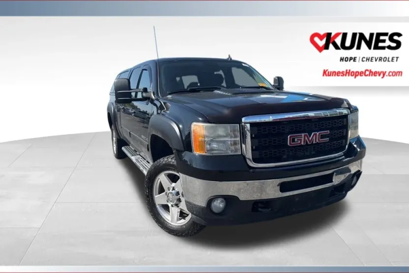 2011 Gmc Sierra SLE photo 1