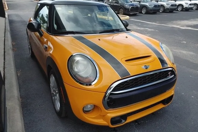 2014 Mini Cooper 2 Door Hardtop S photo 1