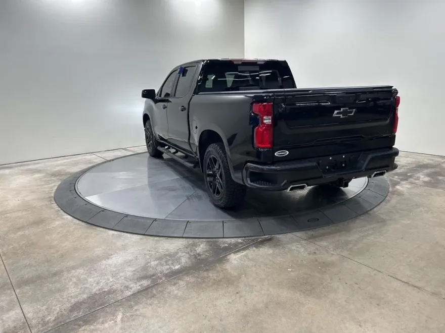 2023 Chevrolet Silverado 1500 RST photo 1