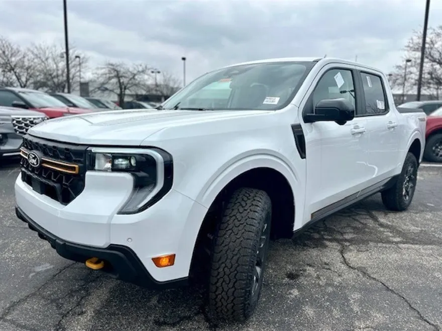 2025 Ford Maverick Tremor photo 1