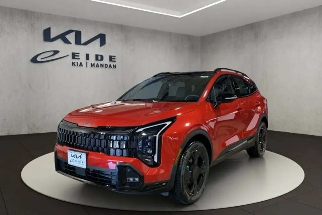2026 Kia Sportage X-Line photo 1