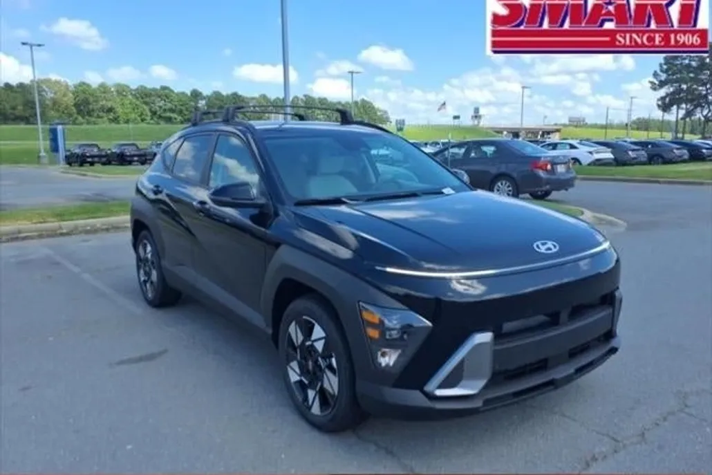 2025 Hyundai Kona SEL photo 1
