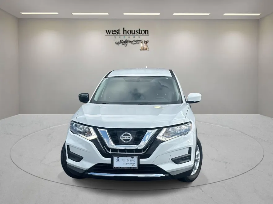 2017 Nissan Rogue S photo 1