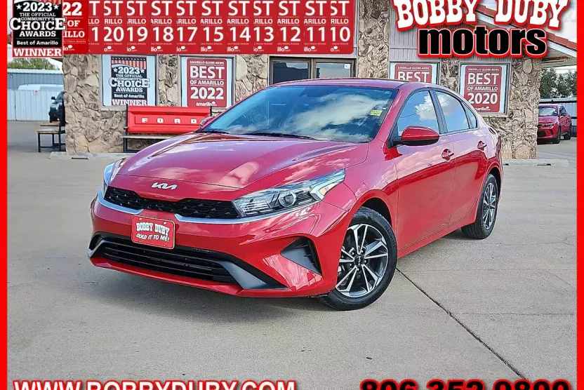 2024 Kia Forte LXS photo 1