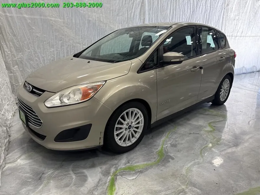 2016 Ford C-Max Hybrid SE photo 1