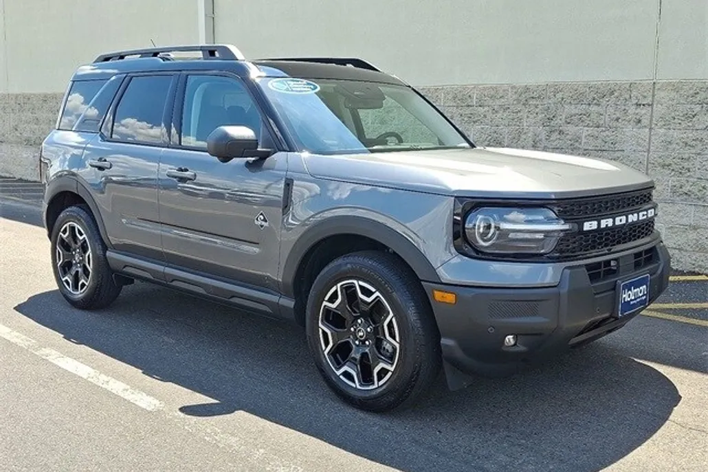 2025 Ford Bronco Sport Outer Banks photo 1