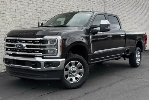 2025 Ford F-350 photo 2