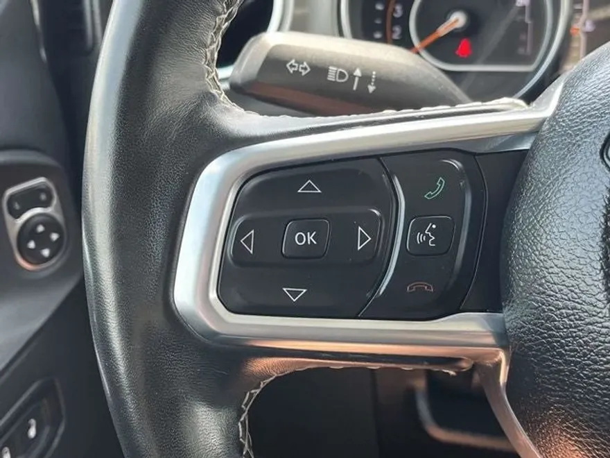 2022 Jeep Wrangler Unlimited Sahara photo 26