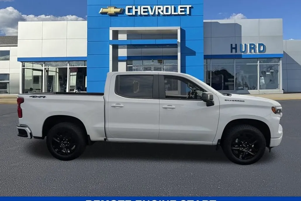 2025 Chevrolet Silverado 1500 RST photo 1