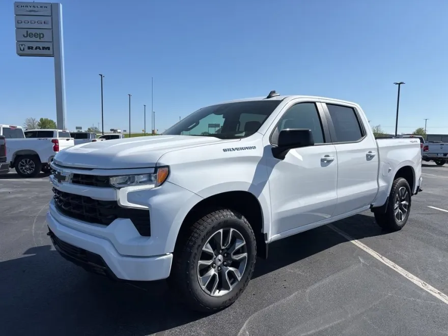 2025 Chevrolet Silverado 1500 RST photo 1