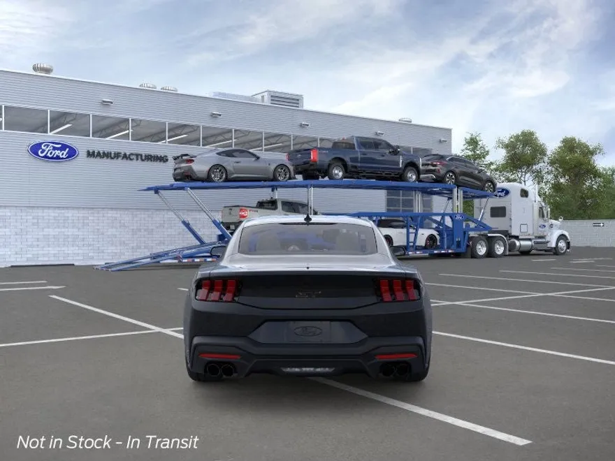 2025 Ford Mustang GT photo 1