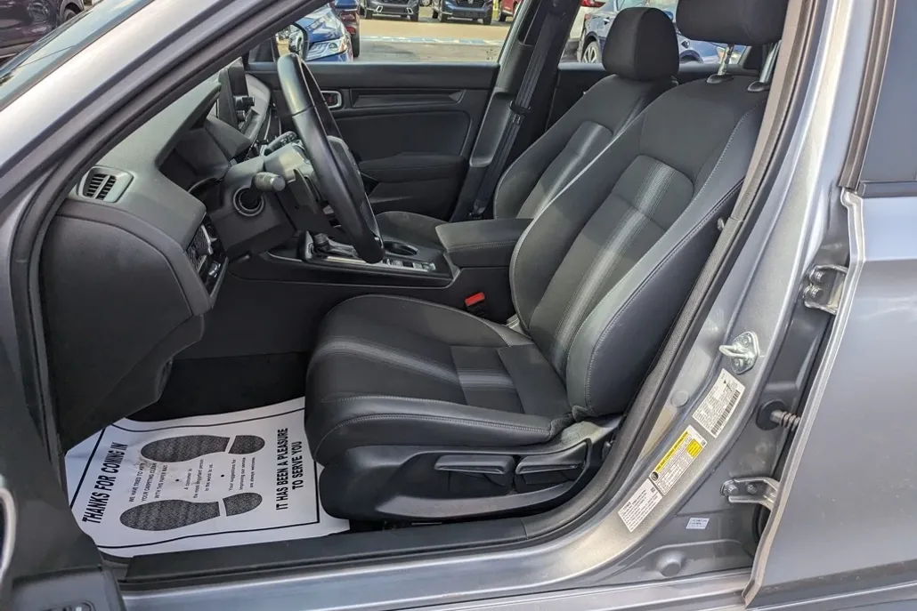 2024 Honda Civic Sport photo 1