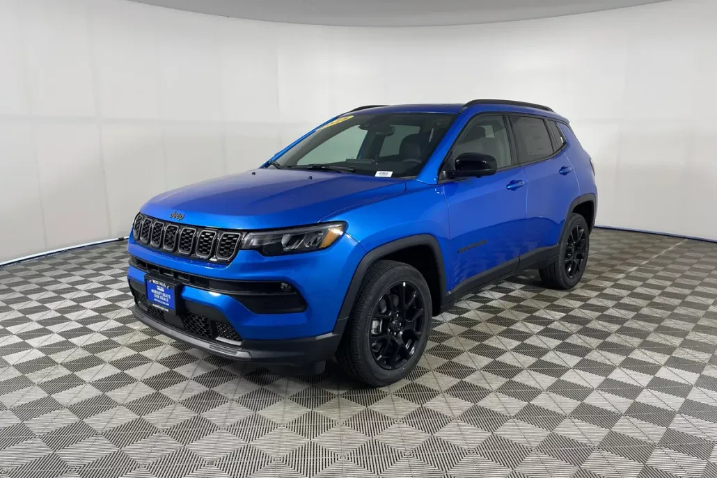 2025 Jeep Compass Latitude photo 1