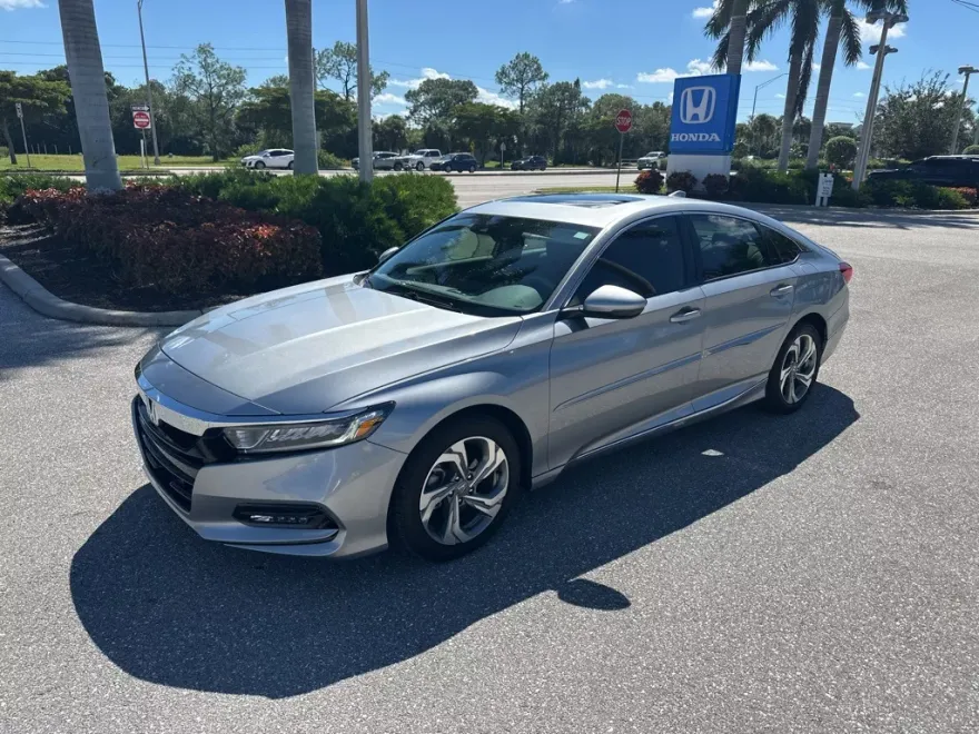 2019 Honda Accord EX-L photo 1