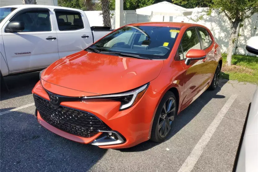 2025 Toyota Corolla XSE photo 1