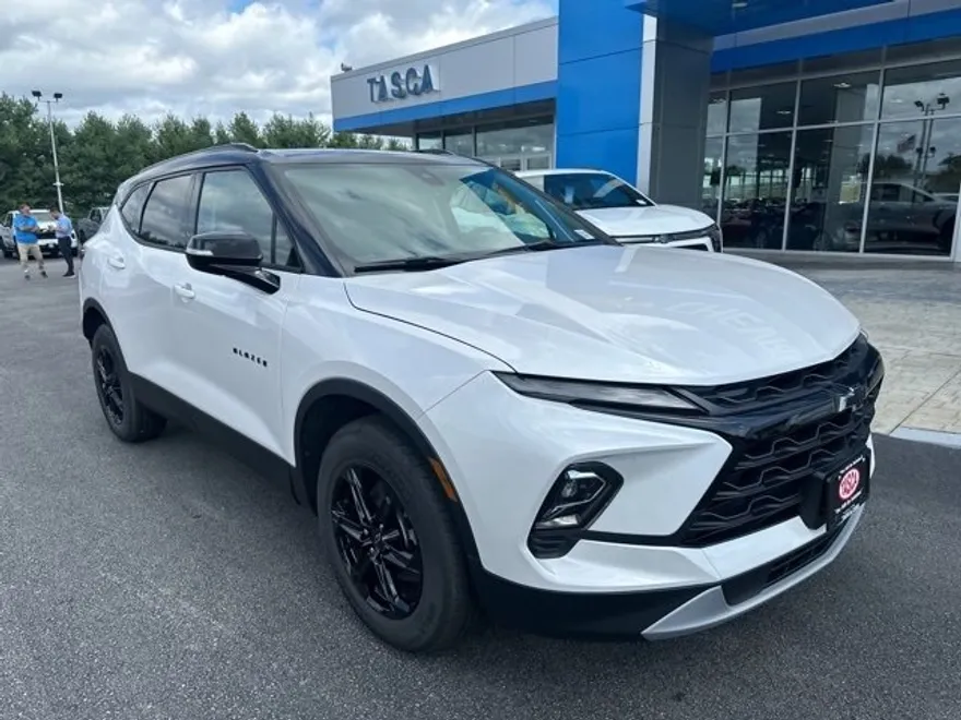 2025 Chevrolet Blazer 3LT photo 1