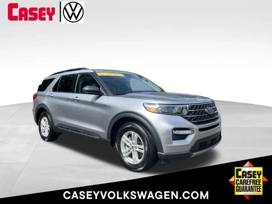 2024 Ford Explorer XLT photo 1