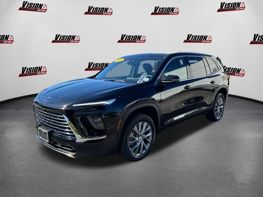 2025 Buick Enclave Preferred photo 1