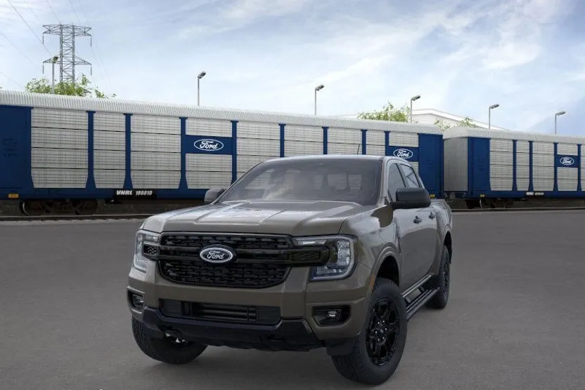 2025 Ford Ranger XLT photo 1