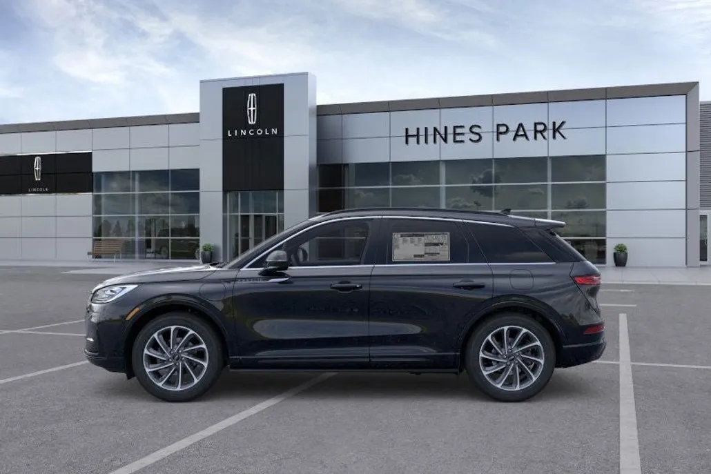 2025 Lincoln Corsair Grand Touring photo 1