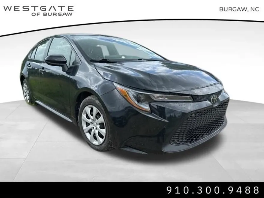 2020 Toyota Corolla LE photo 1