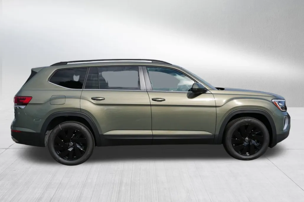 2026 Volkswagen Atlas SE Technology photo 1