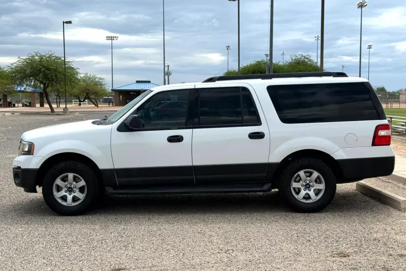 2015 Ford Expedition EL XL photo 1