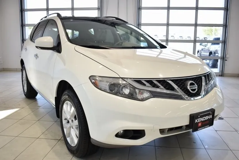 2014 Nissan Murano SL photo 1
