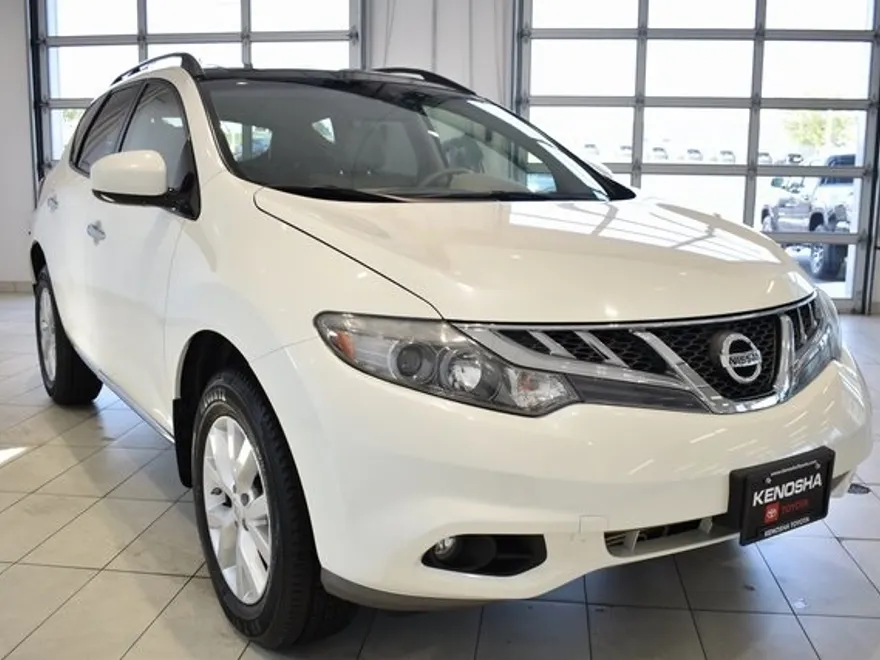 2014 Nissan Murano SL photo 1