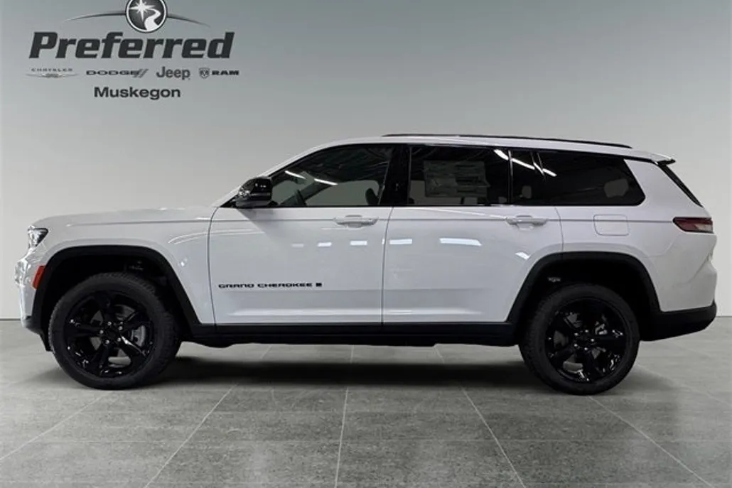 2025 Jeep Grand Cherokee Limited photo 1