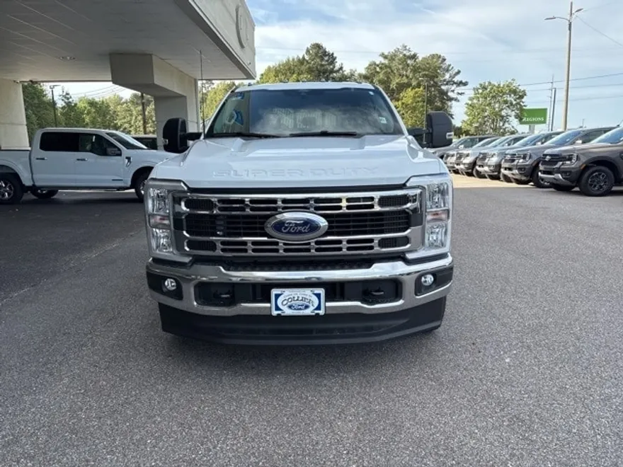 2026 Ford F-350 photo 1