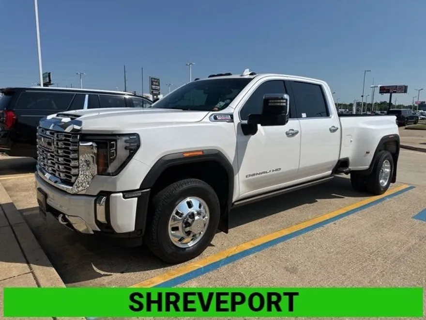 2024 Gmc Sierra 3500 HD Denali photo 1