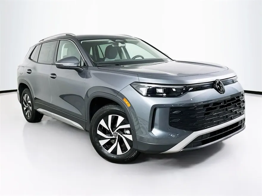 2025 Volkswagen Tiguan S photo 1