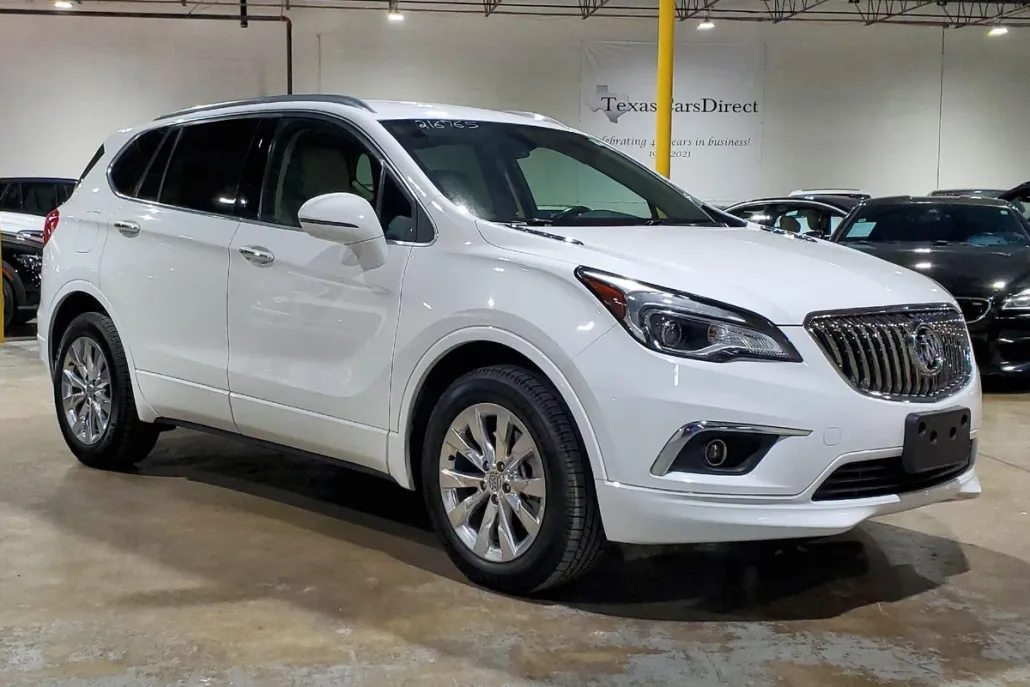 2017 Buick Envision Essence photo 1