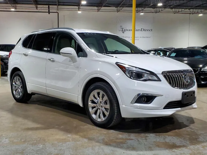 2017 Buick Envision Essence photo 1